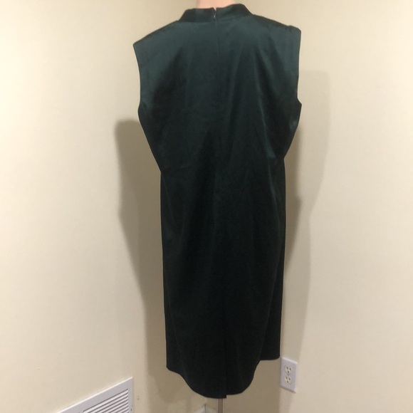 Tahari Sheath Dress Size 14W Dark Forest Green Ruched Side - Picture 5 of 9
